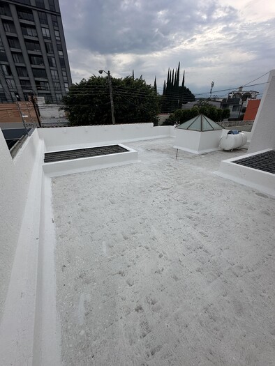 Se Renta casa en Jardines Universidad
