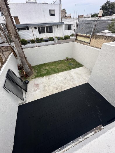 Se Renta casa en Jardines Universidad
