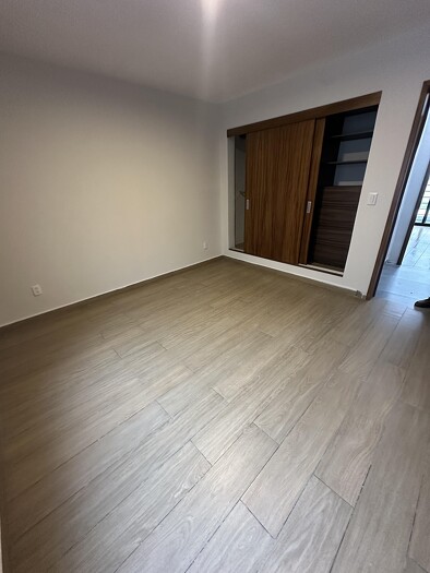 Se Renta casa en Jardines Universidad