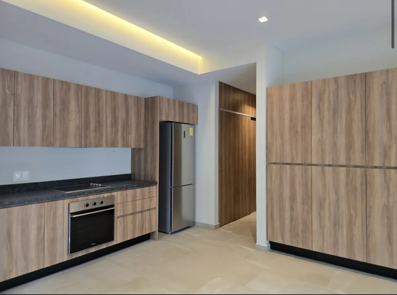 Se vende departamento en la Colonia Americana