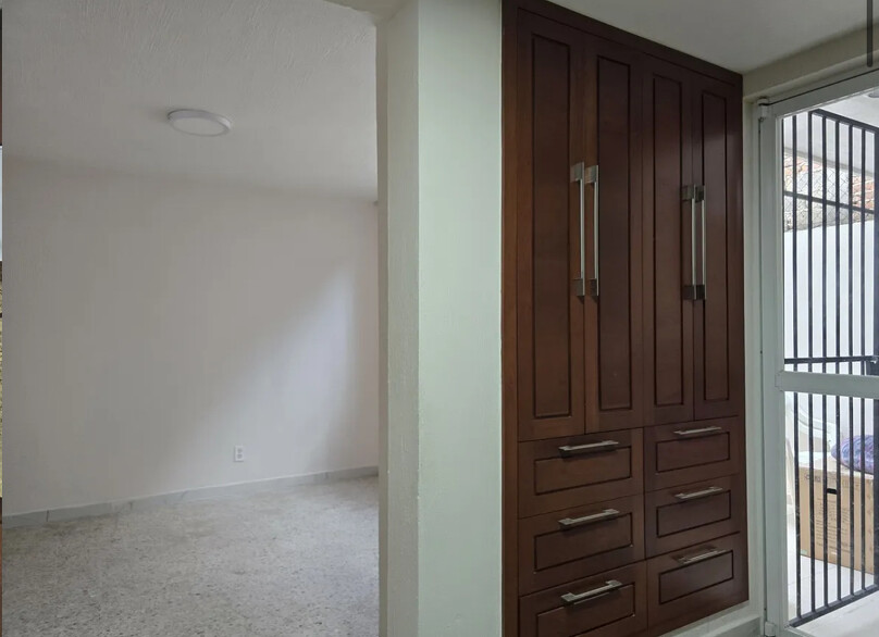 CASA EN VENTA EN CHAPALITA INN