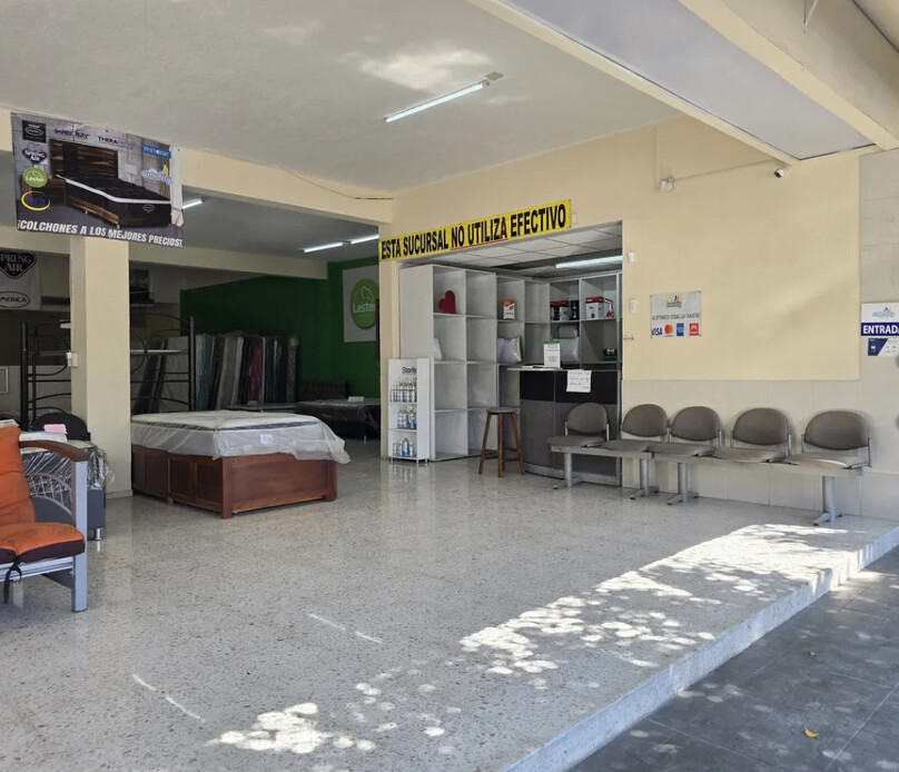SE VENDE BODEGA COMERCIAL EN VENTA