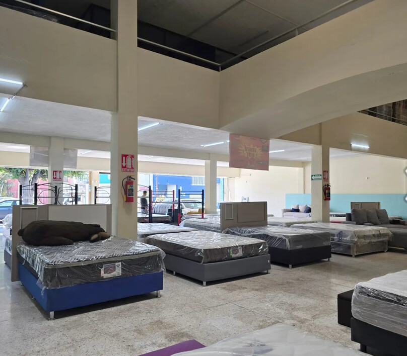 SE VENDE BODEGA COMERCIAL EN VENTA