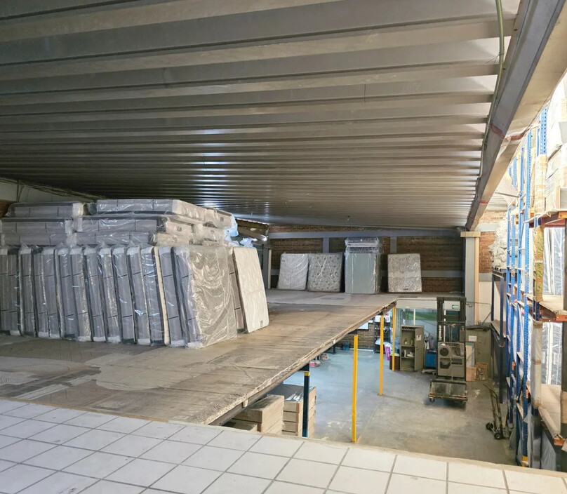 SE VENDE BODEGA COMERCIAL EN VENTA