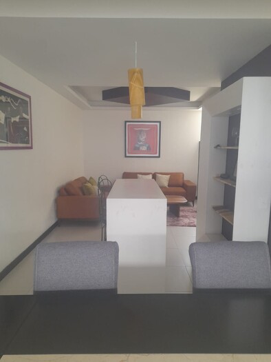 Se renta casa en Residencial Parque Virreyes