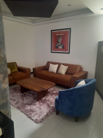 Se renta casa en Residencial Parque Virreyes