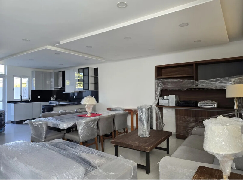 Se vende casa en Solares
