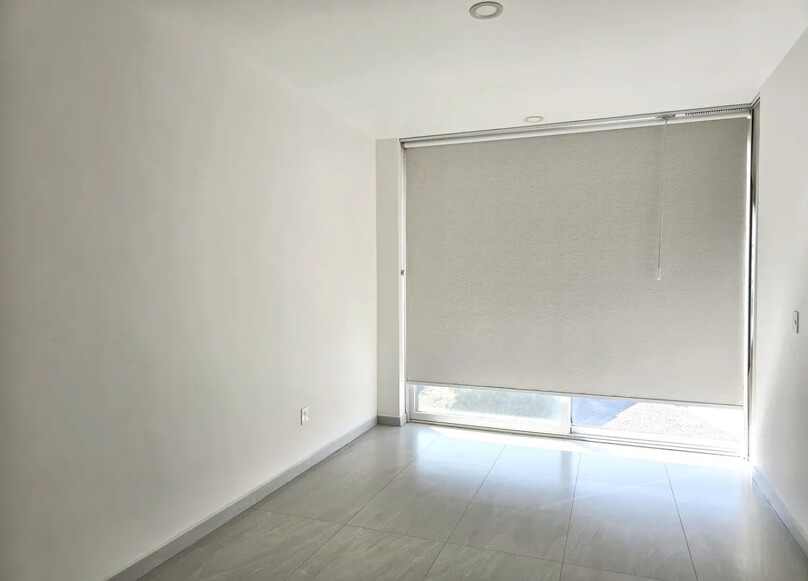 Se vende casa en Solares