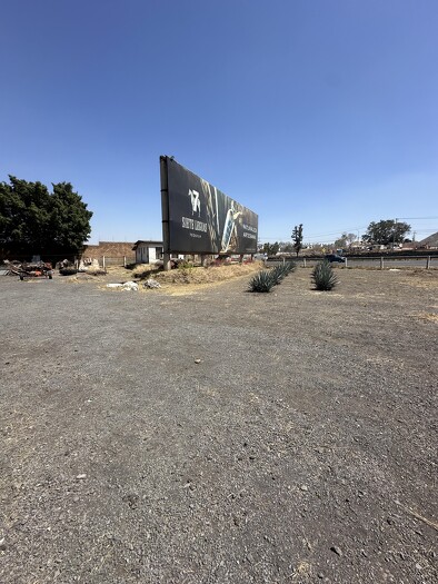 Se vende terreno en Tonalá sobre autopista