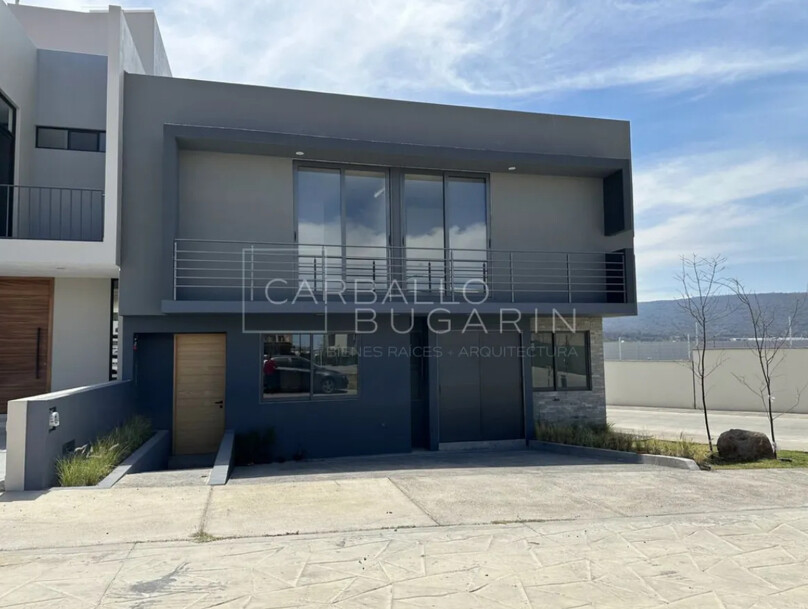 Se vende casa en Parques Vallarta