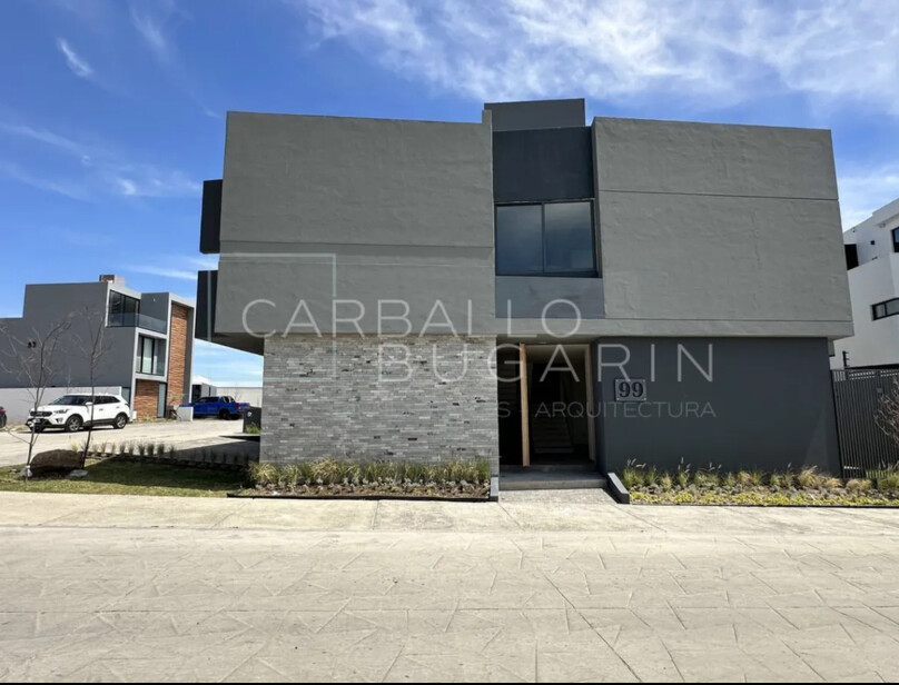 Se vende casa en Parques Vallarta