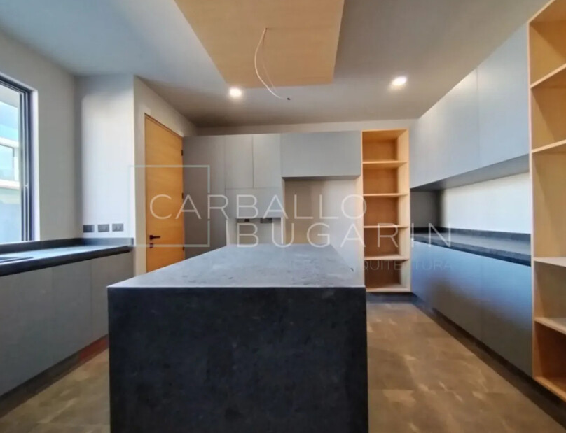 Se vende casa en Parques Vallarta