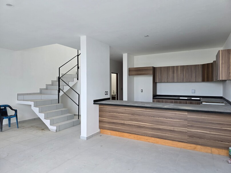 CASA A ESTRENAR EN SENDEROS DE MONTEVERDE