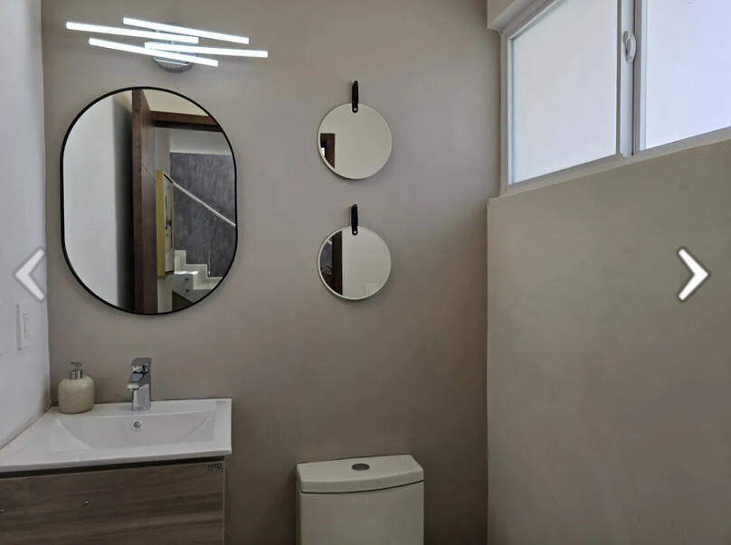 Se vende casa en Real del Sol