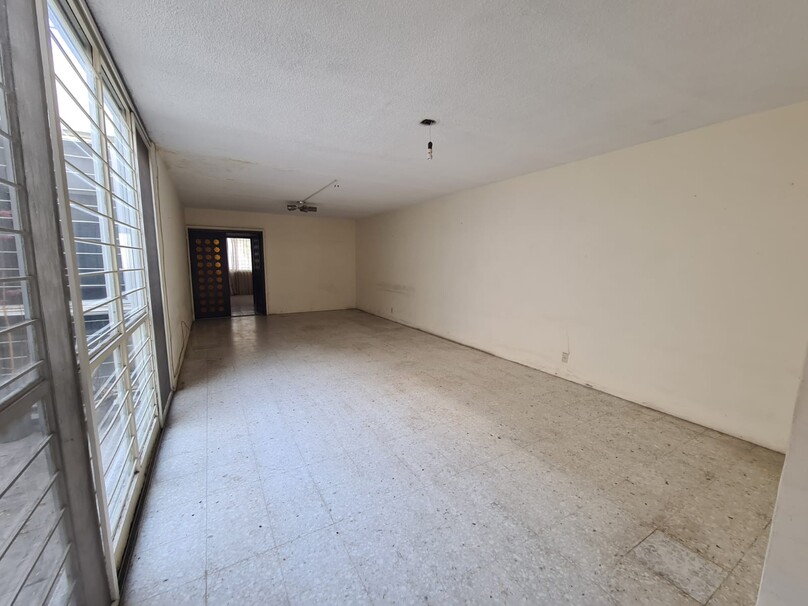 Se vende casa en Jardines del Bosque