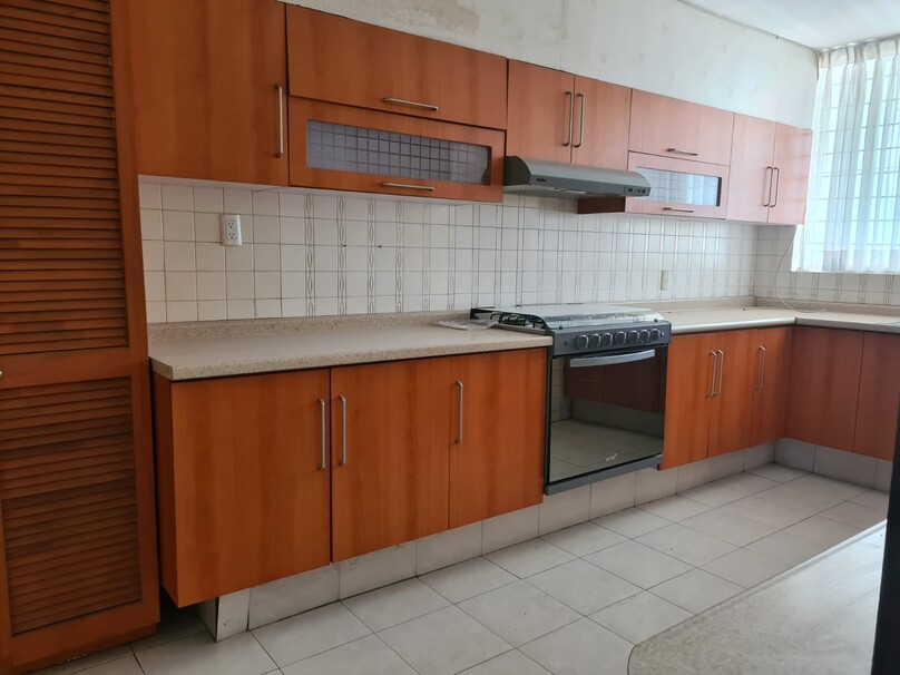 Se vende casa en Jardines del Bosque