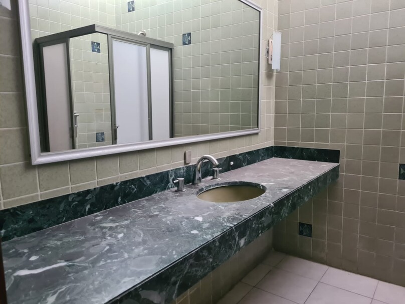 Se vende casa en Jardines del Bosque