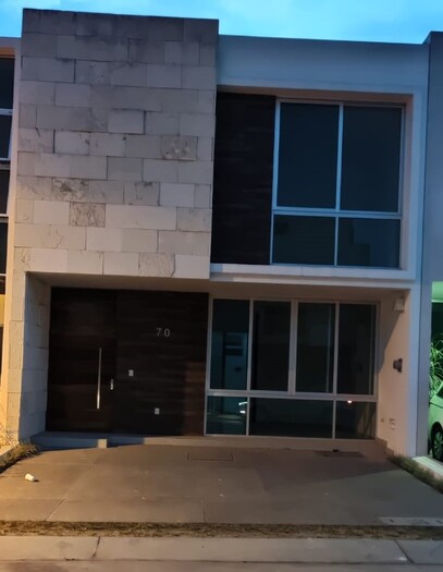 Casa en Renta Punto Sur