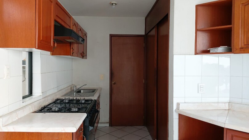 Excelente Casa en Venta en Fracc. Monraz dentro de coto