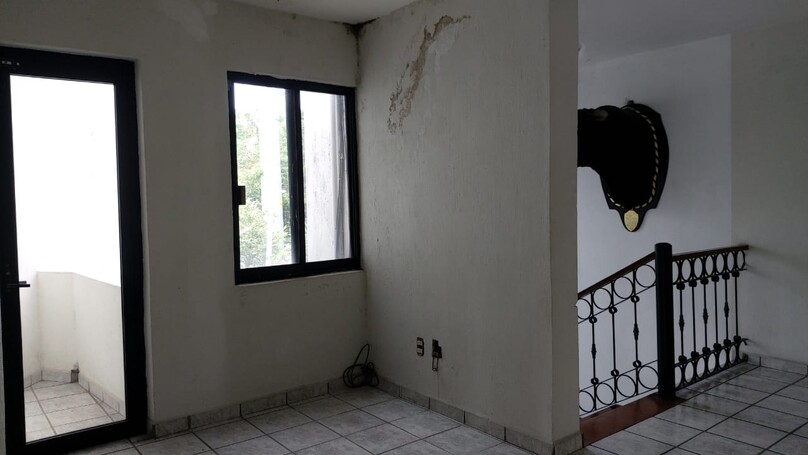 Excelente Casa en Venta en Fracc. Monraz dentro de coto