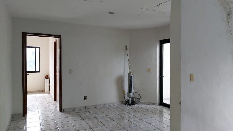 Excelente Casa en Venta en Fracc. Monraz dentro de coto