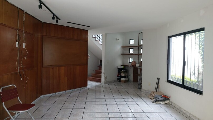 Excelente Casa en Venta en Fracc. Monraz dentro de coto