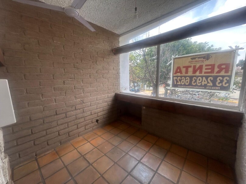 Av La Paz 1597 PLANTA ALTA