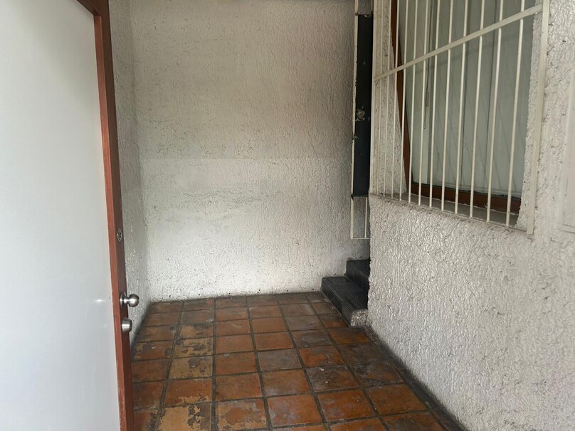 Av La Paz 1597 PLANTA ALTA
