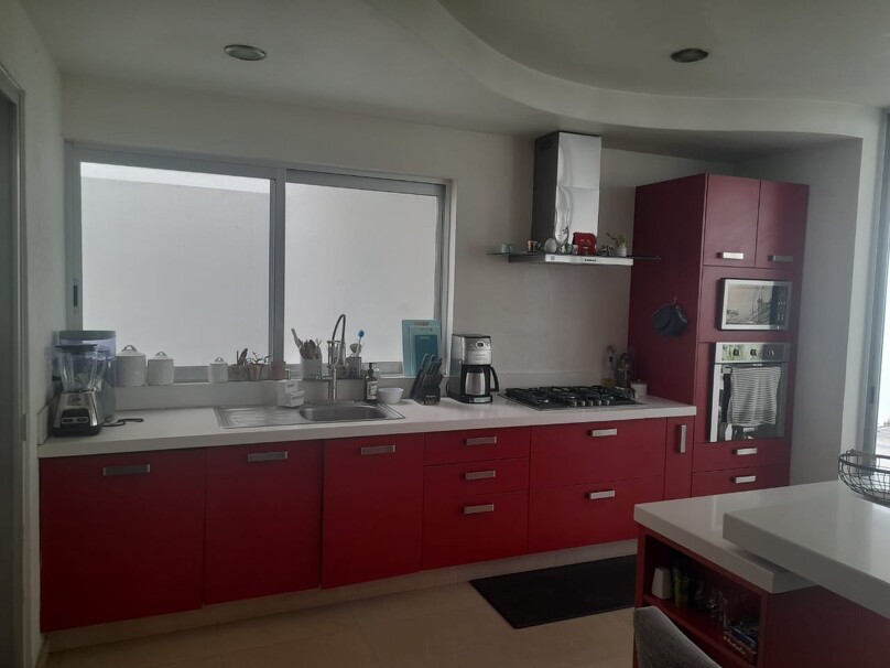 Se renta casa en Residencial Parque Virreyes