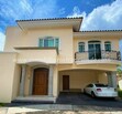 Casa en puerta de hierro