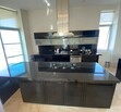 Se vende o se Renta departamento en torre titanium