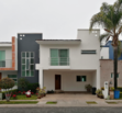 CASA EN VENTA FRENTE A PARQUE METROPOLITANO