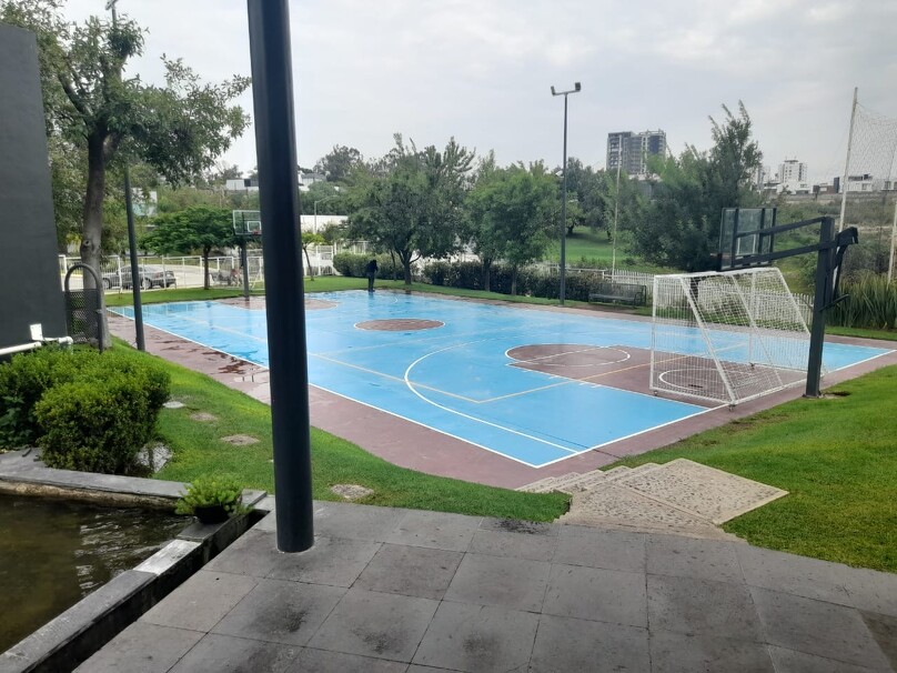 Se renta casa en Residencial Parque Virreyes