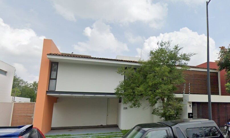 Se vende casa en Solares